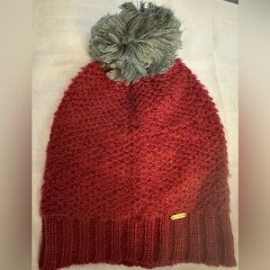 Free People Burgundy with gray Pom and metal brand tag - Pre-loved/EUC beanie